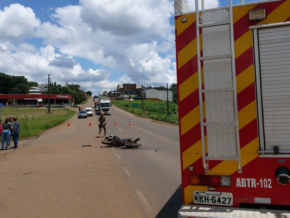 Colis O Lateral Entre Carro E Moto Deixa Homem Ferido Em Abelardo Luz